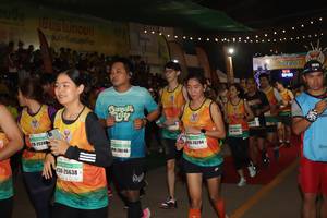 BIB: 1805, 26294, 25240, 28046, 400, 25638
                            <button type="button" onclick="openModal(9884138)" class="btn btn-primary btn-sm float-right btn-popup" data-toggle="modal" data-target=".modal-high-quality">
                        <i class="fas fa-shopping-cart"></i> Add to Cart
                    </button>
                                            <button type="button" onclick="isThisMe(9884138, true)" class="btn btn-success btn-sm float-right btn-popup btn-isme hidden" data-toggle="tooltip" data-placement="bottom" title="นี่คือรูปของคุณใช่ไหม คลิกที่นี่เพื่อเอาเข้าอัลบั้ม">
                        <i class="fas fa-plus"></i> Add to album
                    </button>
                    <button type="button" onclick="isThisMe(9884138, false)" class="btn btn-warning btn-sm float-right btn-popup btn-isnotme hidden">
                        <i class="fas fa-ban"></i> Remove from album
                    </button>